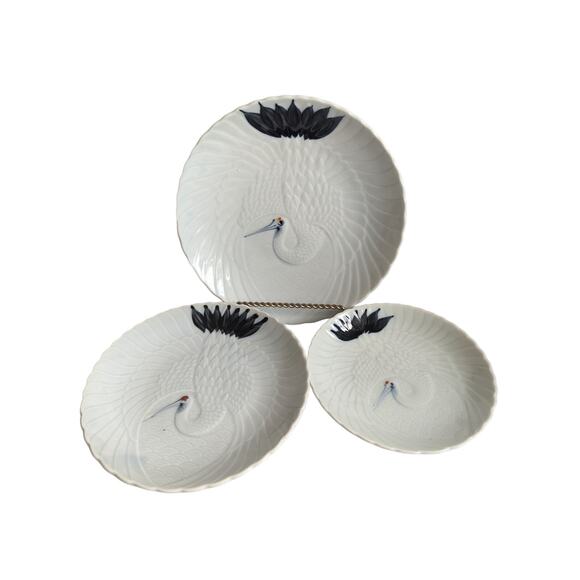 Red Crowned Crane Japanese Celadon Porcelain Early 20th Century Vintage Plates - Picture 7 of 16